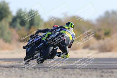 media/Dec-18-2022-SoCal Trackdays (Sun) [[8099a50955]]/Turn 7 Backside (1125am)/